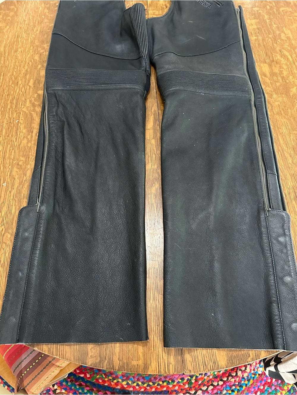Harley Davidson Deluxe Leather Chaps (Men’s) - Picture 3 of 16